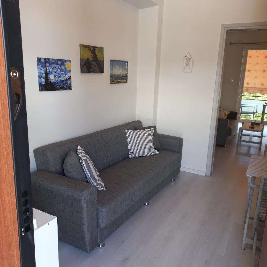 The Grey Apartment Porto Rafti Luaran gambar