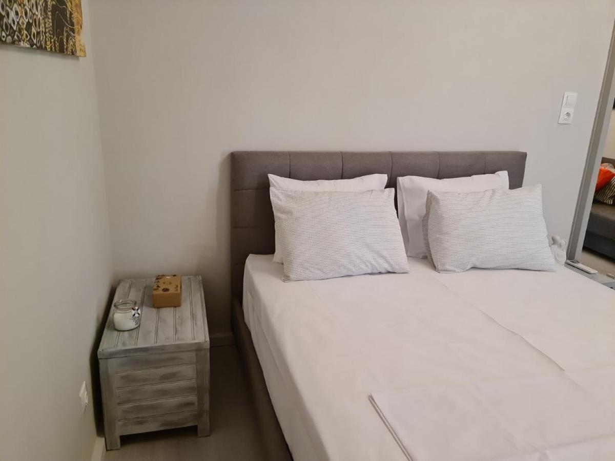 The Grey Apartment Porto Rafti Luaran gambar